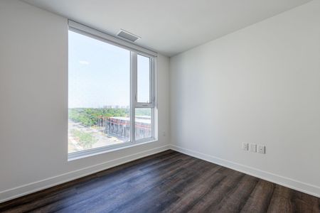 For Lease - 3030 Pharmacy Avenue Unit# 1323, Toronto, Ontario - Photo 4