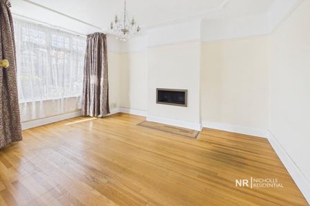 3 bedroom semi-detached house to rent - Photo 2