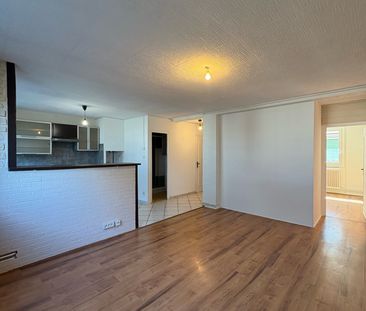 Location Appartement 3 pièces 53m² ST ETIENNE 42000 - Photo 2