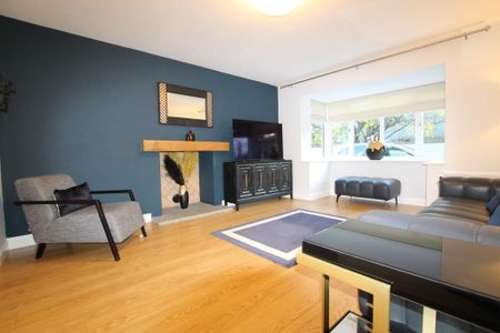 5 bedroom detached house to rent - Photo 4