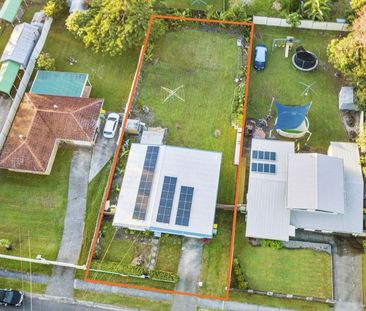Perfect Family Home with Large Yard, Side Access for Caravan and Solar - Photo 6