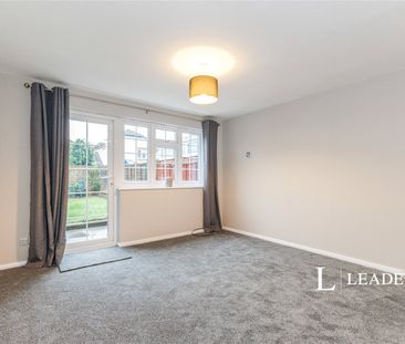 2 bedroom house to rent Finnart Close, Weybridge, Surrey, KT13 - Photo 2