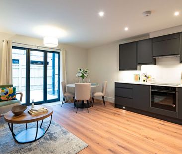 385 Cowley Road, Oxford, Oxfordshire, OX4 - Photo 3