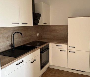 Kuschelige Neubauwohnung im Erstbezug! EBK, Balkon, Fußbodenheizung... - Photo 1