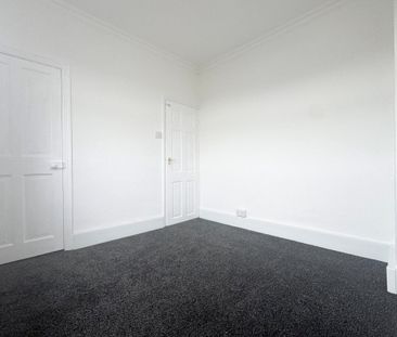 Salisbury Gardens, Raglan Street - Photo 4