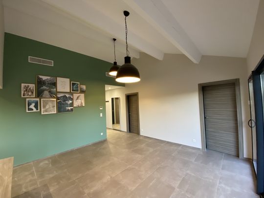 Location Maison 3 pièces 70m² AIX EN PROVENCE 13100 - Photo 1