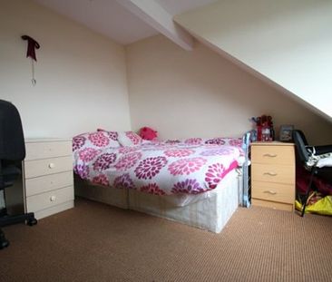 4 Bed - Outstanding 4 Bed Property, Crookes - Photo 1