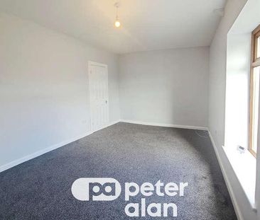 Neath Road, SA6 - Photo 4