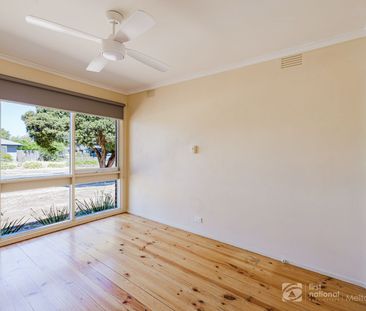 10 Linlithgow Way, 3337, Melton West Vic - Photo 5