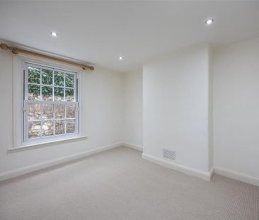 1 bedroom semi-detached house to rent - Photo 1