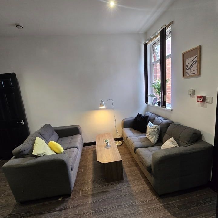 Room in a Shared House, Ashville Road, LS6 - Photo 1