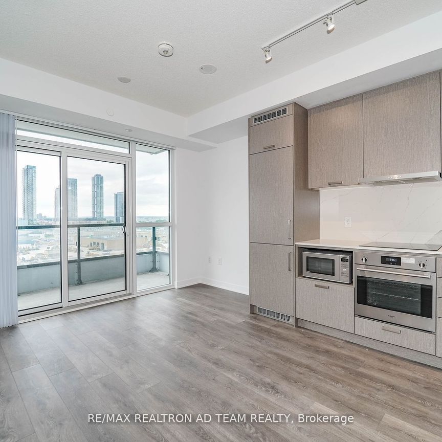 For Lease - 38 Honeycrisp Crescent Unit# 1017, Vaughan, Ontario - Photo 1