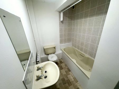 St. Denys Road, Southampton - Photo 5