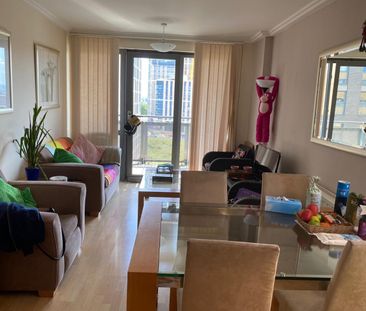 2 Bed Flat, Poulton Court, W3 - Photo 1