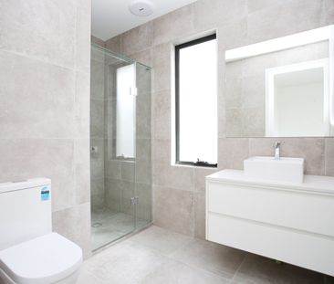 30 Lysterfield Drive, Greenvale, Vic 3059 - Photo 1