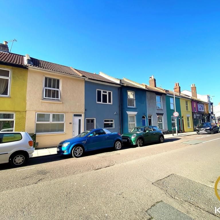 1 bedroom ground floor flat to rent - Photo 1