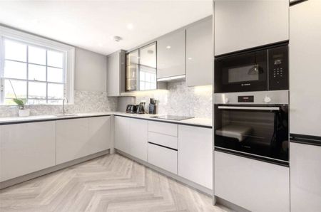 Royal Crescent, W11 - Photo 5