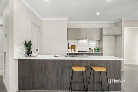 40 Grassbird Drive, Point Cook VIC, Belconnen - Photo 5