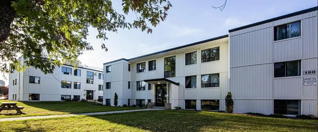 68 Weber Street & 190 Allen Street | 68 Weber Street, Waterloo - Photo 1