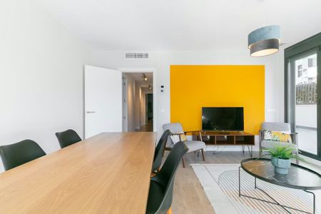 Gran Via de les Corts Catalanes, Barcelona, Catalonia 08014 - Photo 5