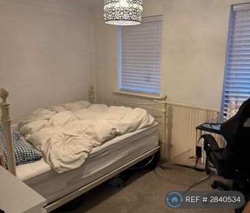 2 bedroom end of terrace house to rent - Photo 4