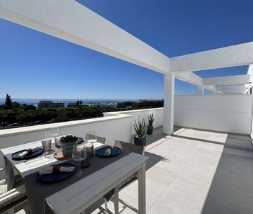 Penthouse in Estepona - Photo 1