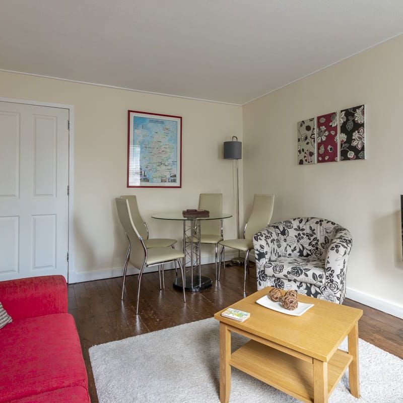 2558L Canongate, Edinburgh, EH8 8BX - Photo 1