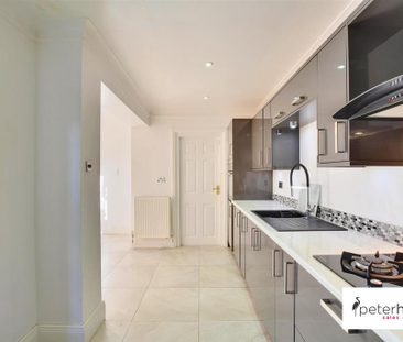 3 bedroom semi-detached house to rent - Photo 3