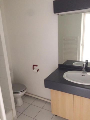 Studio 23.91 m², kitchenette équipée, avec balcon. - Photo 2