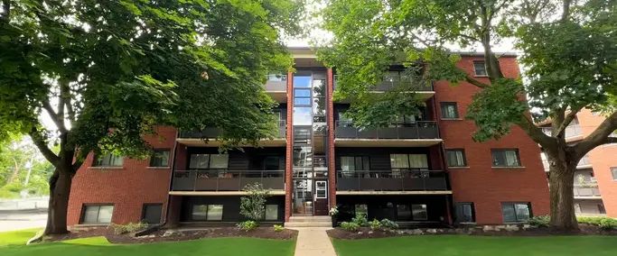 Red Oak Apts - ALL INCLUSIVE | 70 Williams Street, Guelph - Photo 1