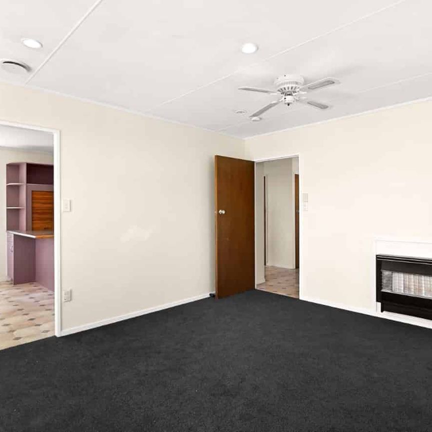 Tidy and Central! - Photo 1