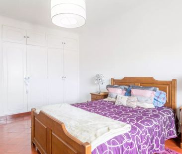 Spacious 2-bedroom apartment for rent in Costa da Caparica - Photo 6