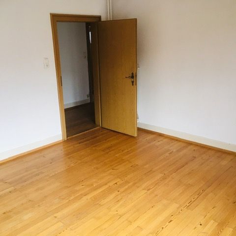 schöne, verkehrsgünstig gelegene Wohnung in Freiburg - Photo 1