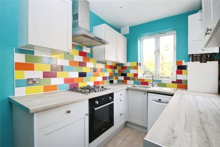 2 bedroom apartment to rent - Photo 3