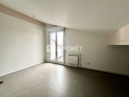 Apartment - Photo 2