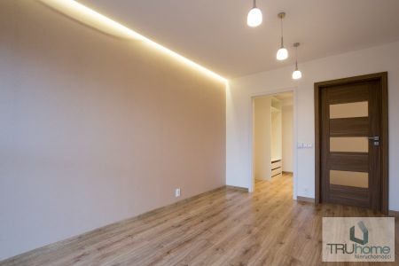 Słoneczny apartament do własnej aranżacji, Park Bażantów - Zdjęcie 5