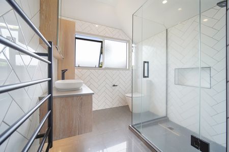 Super Stylish Modern Home - Photo 5