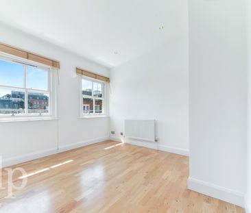 2 Bedroom Flat, Berwick Street W1F - Photo 5