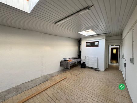 Woning met 2 slaapkamers en garage te Oostende - Foto 4