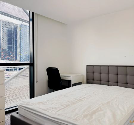 Master Room in 2b2b - Photo 4