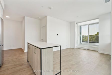 For Lease - 30 Upper Mall Way Unit# 211A, Vaughan, Ontario - Photo 5