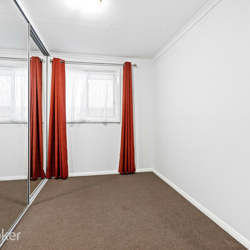 12 Mccubbin Avenue, Hope Valley SA, Belconnen - Photo 1