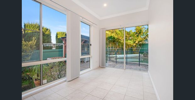 Bright, Contemporary Granny Flat Offering Comfort and Convenience - Photo 1