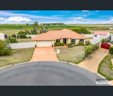 18 Marquis Court, Avenell Heights, Qld 4670 - Photo 4