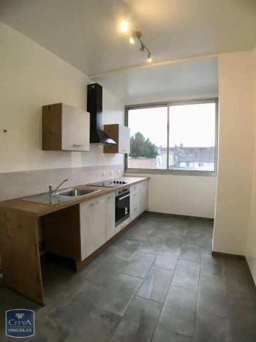 Appartement à louer 3 pièces 84.28m² - Photo 2