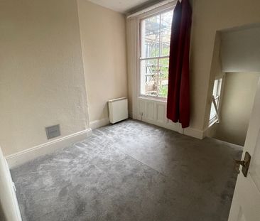1 Bed Flat, Preston Road, BN1 - Photo 3