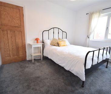 14, Vicarage Terrace, Leeds, West Yorkshire, LS5 3HL - Photo 5