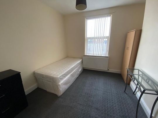 Room in a Shared House, Stanley Street, L7 - Photo 1