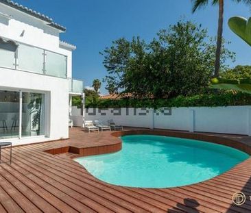 Alquiler de casa o chalet independiente en Avenida de la Gardenia - Photo 2