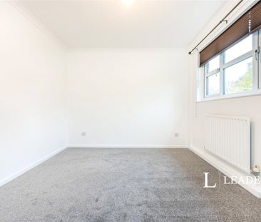 2 bedroom terraced to rent Langcliffe Drive, Heelands, MK13 - Photo 3